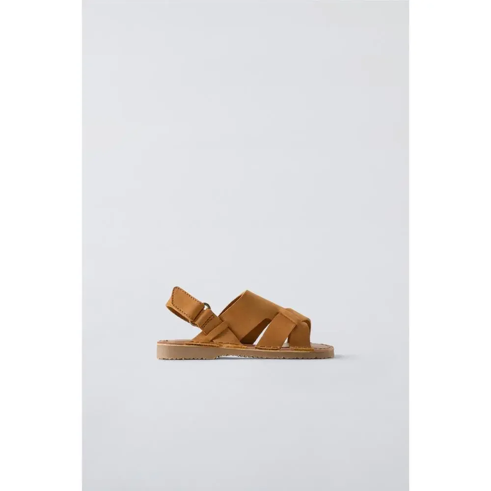 LEATHER SANDALS